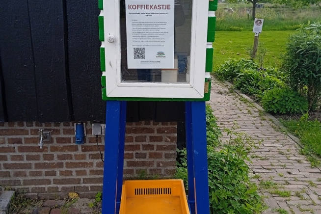 Nieuw: koffiekastje! Op elk moment koffie drinken. 